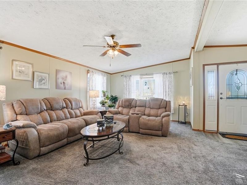 11138 Oakwood Village Blvd, Miamisburg, OH 45342 Photo 4