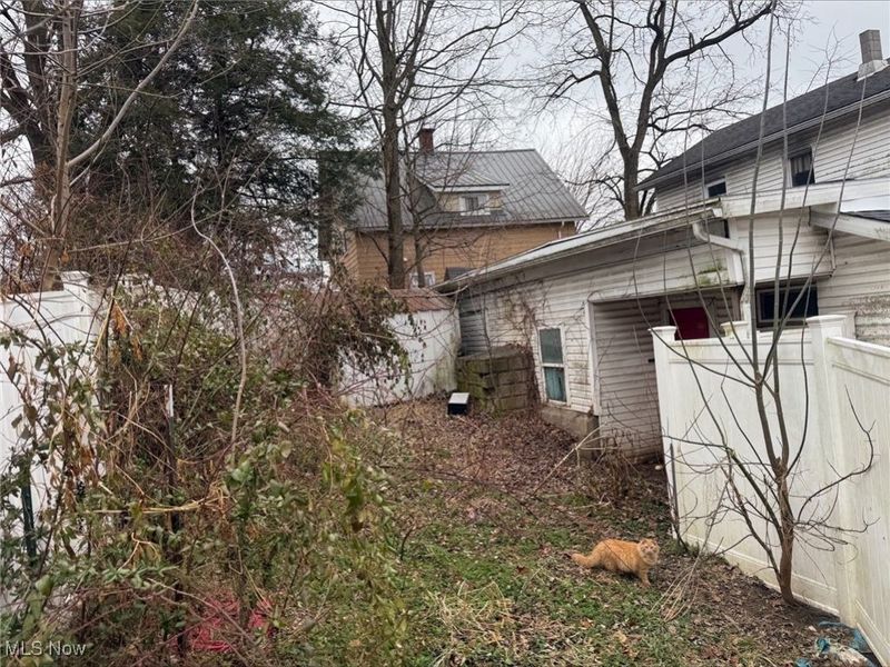 188 W Clinton Street, Millersburg, OH 44654 Photo 5