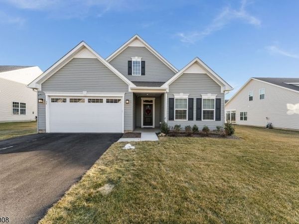 58 Redwood Run, Mansfield, NJ 07865