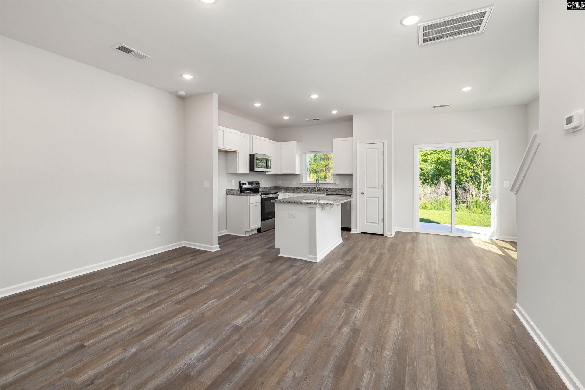 236 Brando Way Photo 6