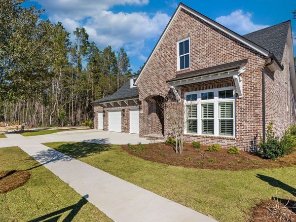 132 Shimmer Circle, Freeport, FL 32439