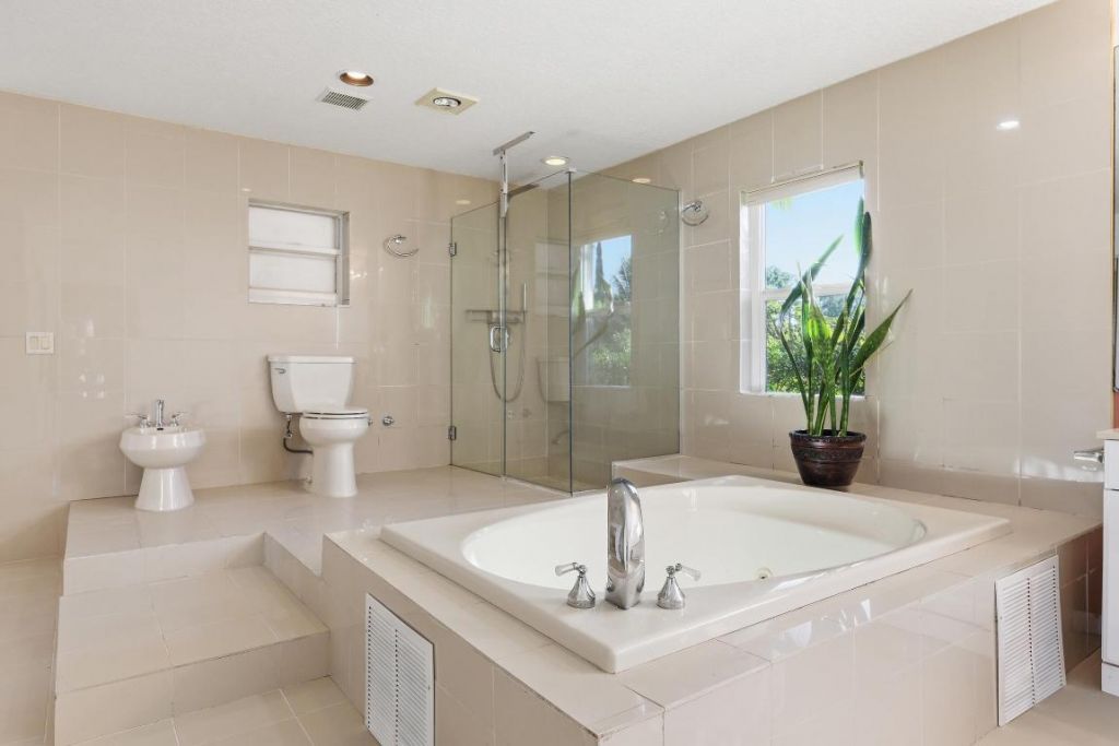 14410 64th Way N, Palm Beach Gardens, FL 33418 Photo