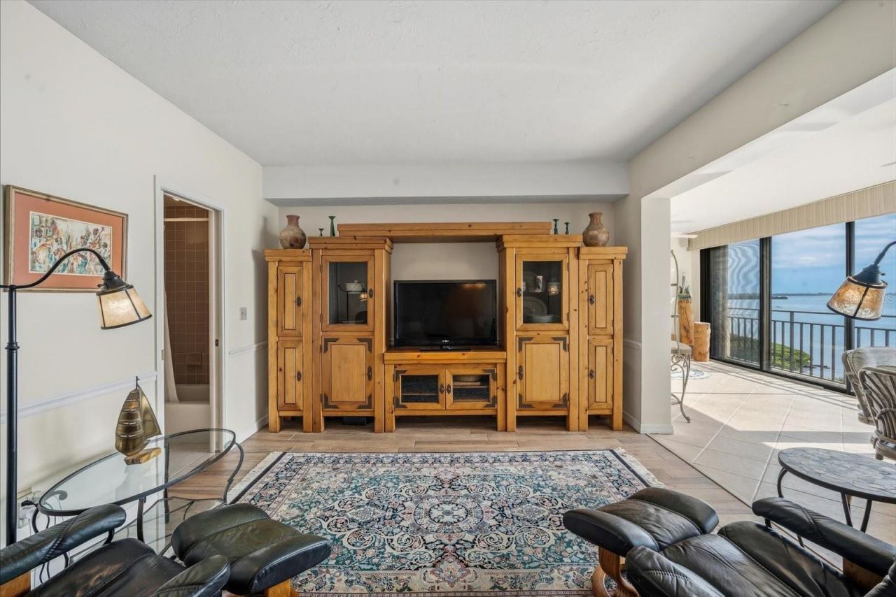 6470 Mourning Dove Drive, Unit 401, Bradenton, FL 34210 Photo