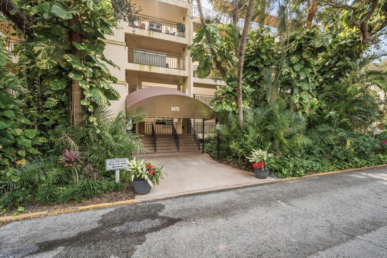 6470 Mourning Dove Drive, Unit 401, Bradenton, FL 34210 Photo
