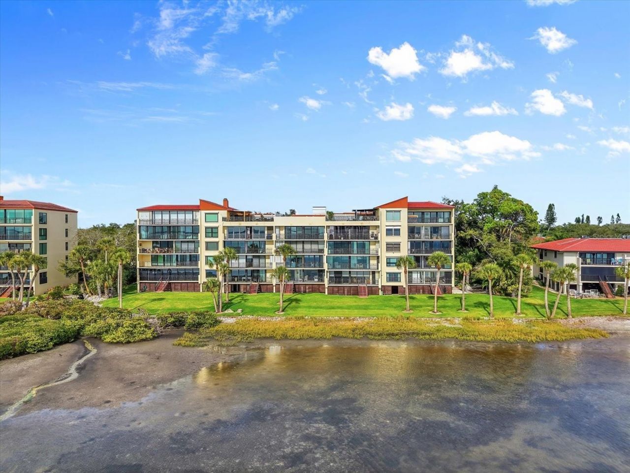 6470 Mourning Dove Drive, Unit 401, Bradenton, FL 34210 Photo