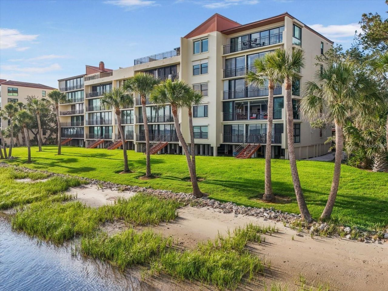 6470 Mourning Dove Drive, Unit 401, Bradenton, FL 34210 Photo