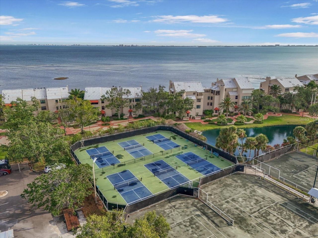 6470 Mourning Dove Drive, Unit 401, Bradenton, FL 34210 Photo