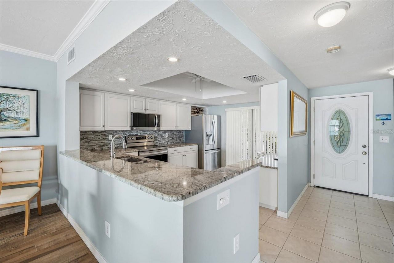 6470 Mourning Dove Drive, Unit 401, Bradenton, FL 34210 Photo