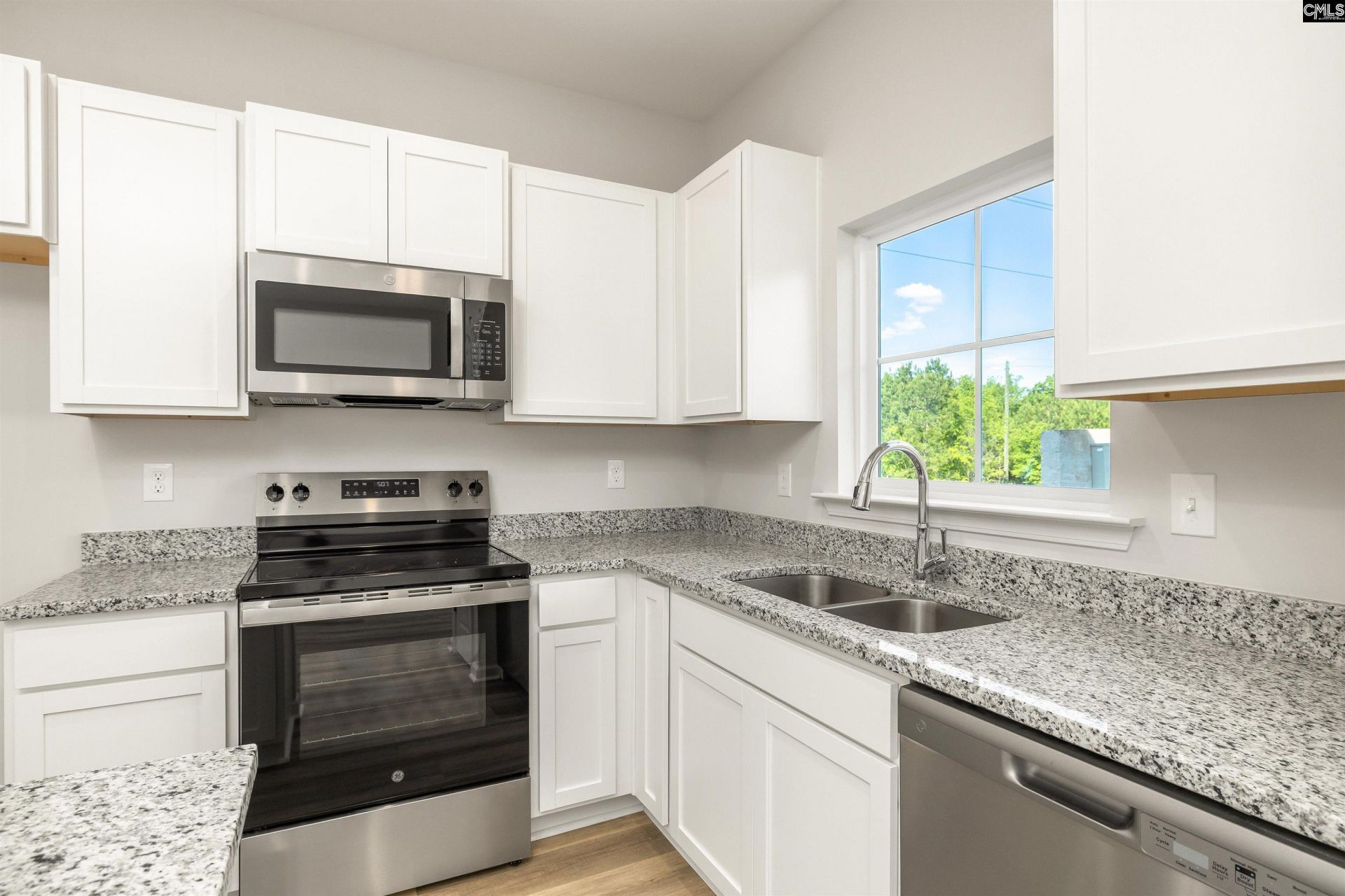 240 Brando Way Photo 11