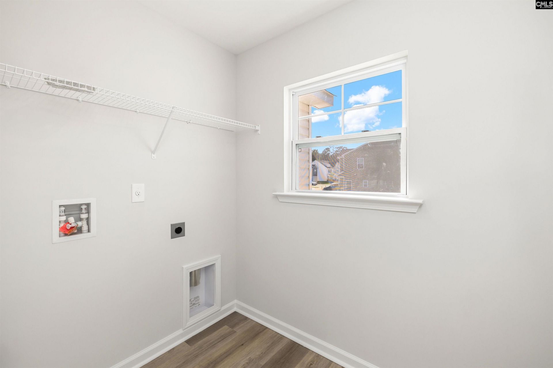 240 Brando Way Photo 15