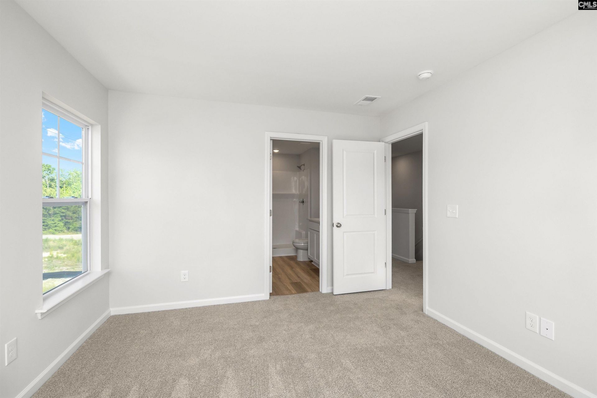 240 Brando Way Photo 17