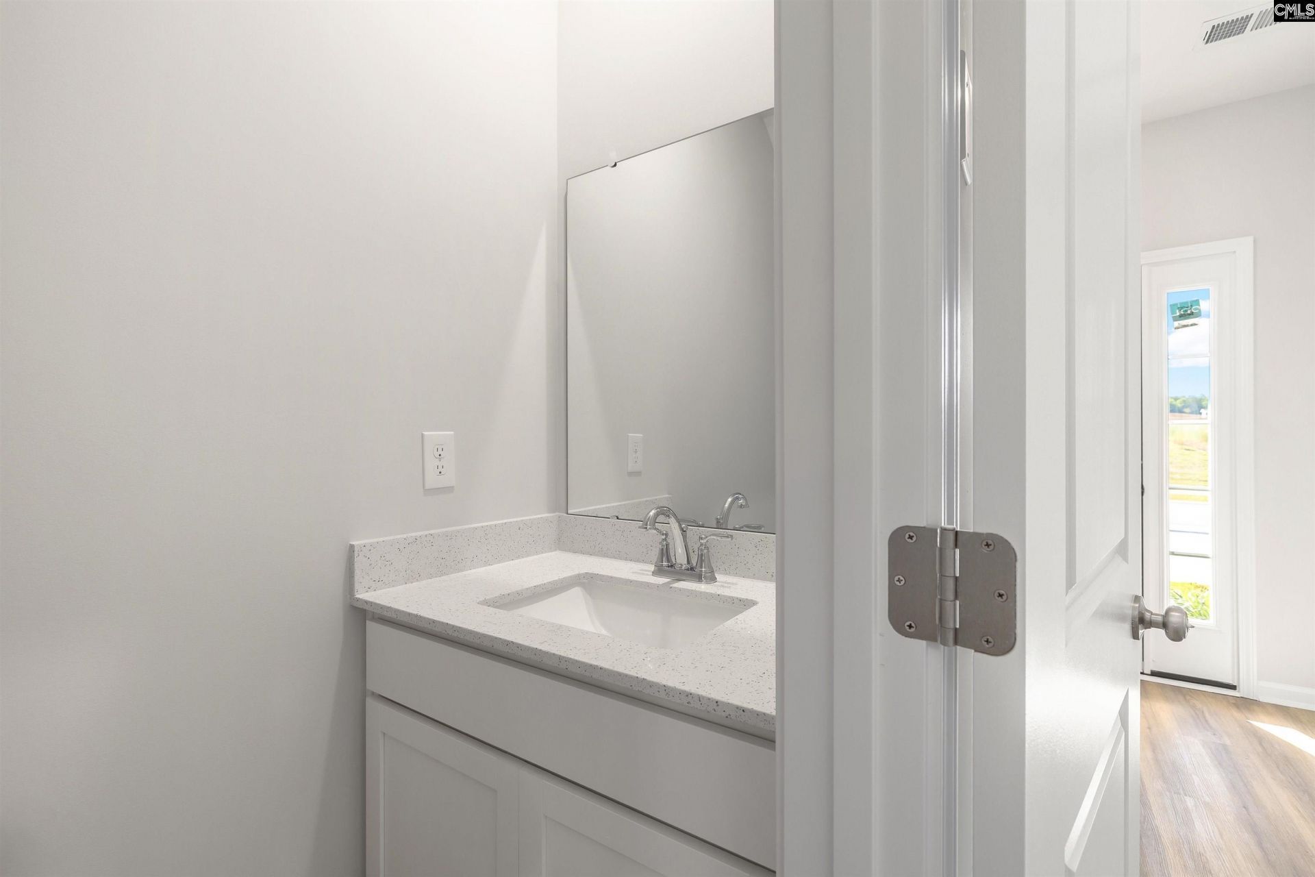 240 Brando Way Photo 5