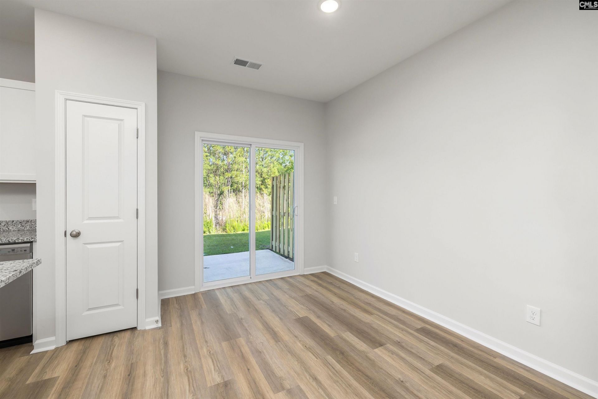 240 Brando Way Photo 8