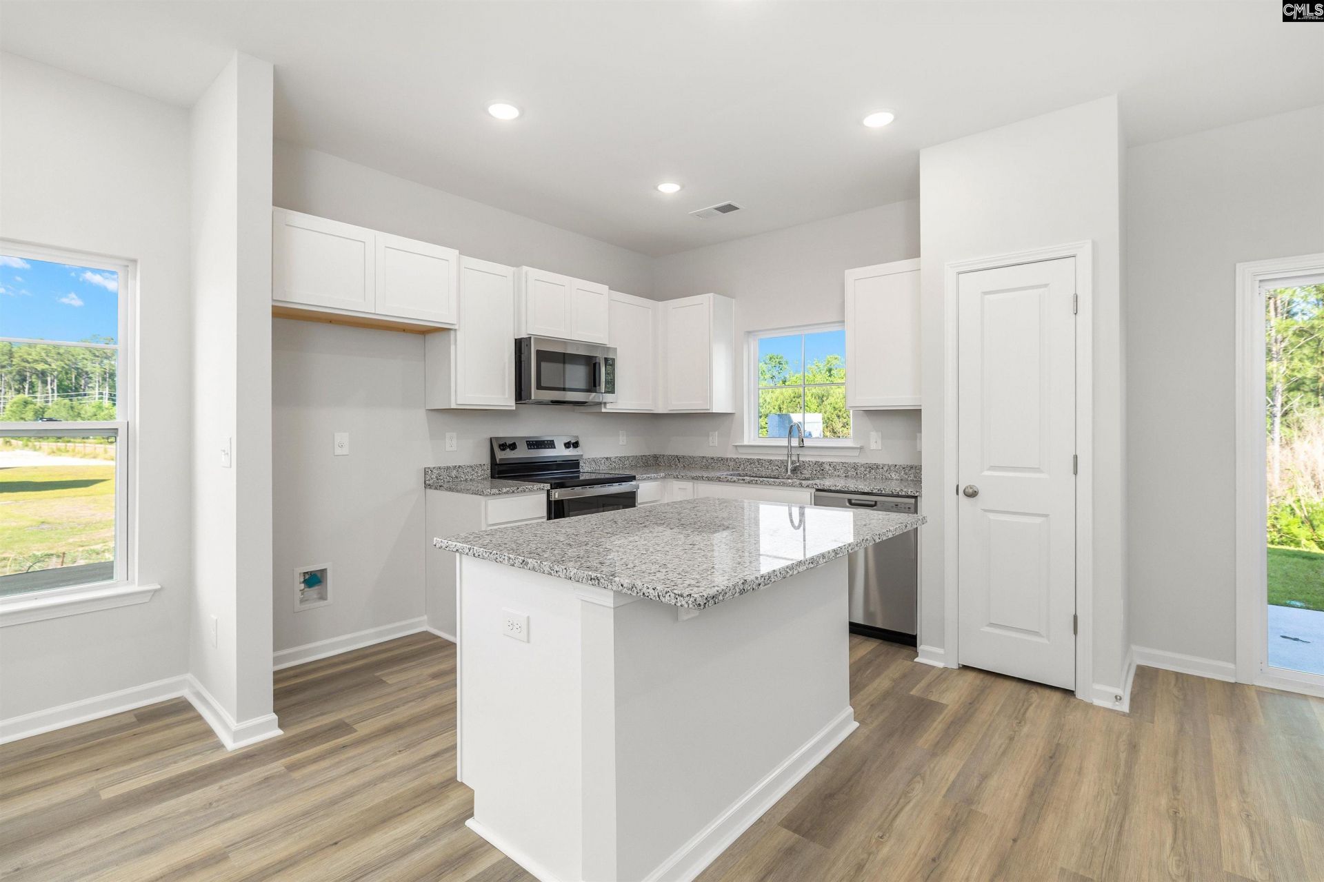 240 Brando Way Photo 9