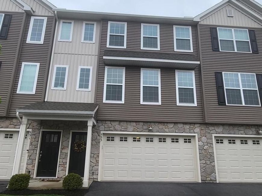 553 Brook Shire Court, Mechanicsburg, PA 17055 Main Photo