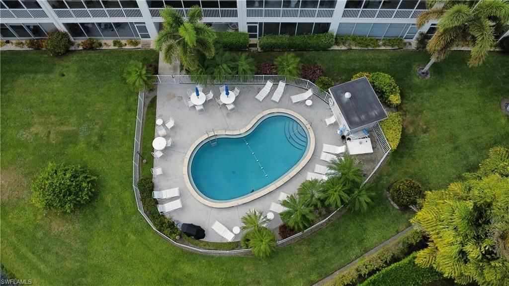 3150 Binnacle Dr, Unit 210, Naples, FL 34103 Photo