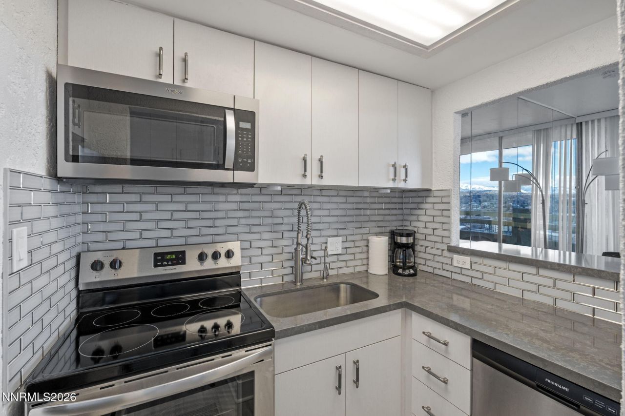 100 N Arlington Avenue, Unit 22G, Reno, NV 89501 Photo