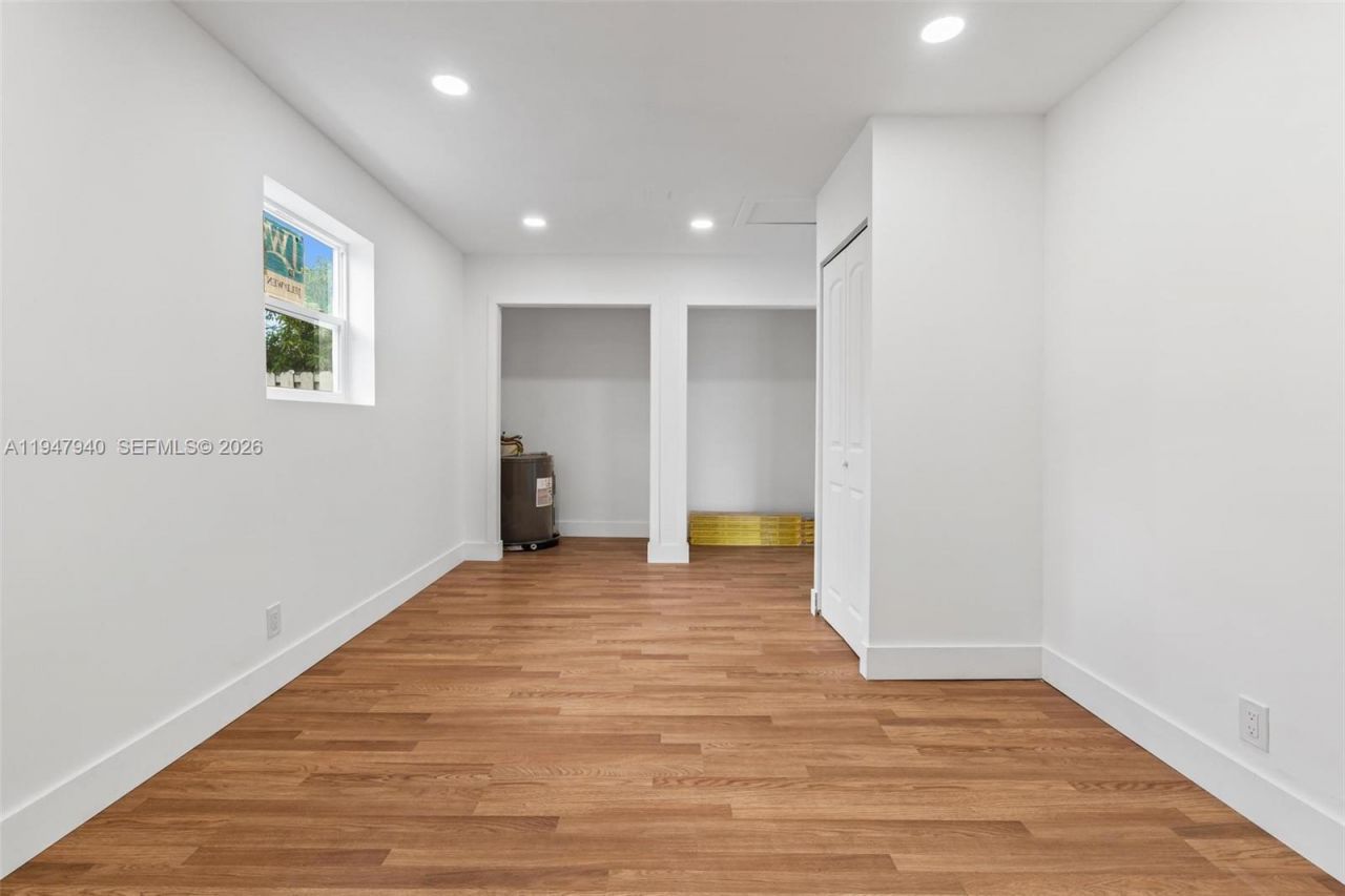 2701 Nassau Dr , Miramar, FL 33023 Photo