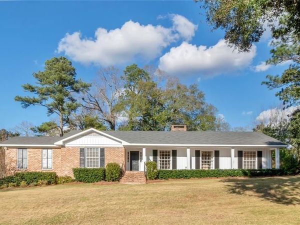 4120 Ursuline Drive, Mobile, AL 36608
