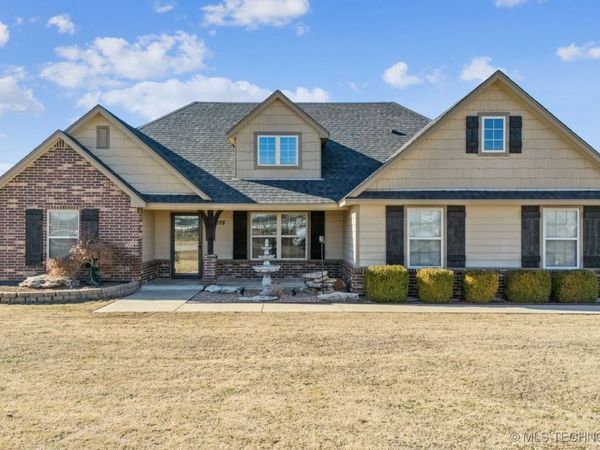 21078 S Hariston Street , Claremore, OK 74019