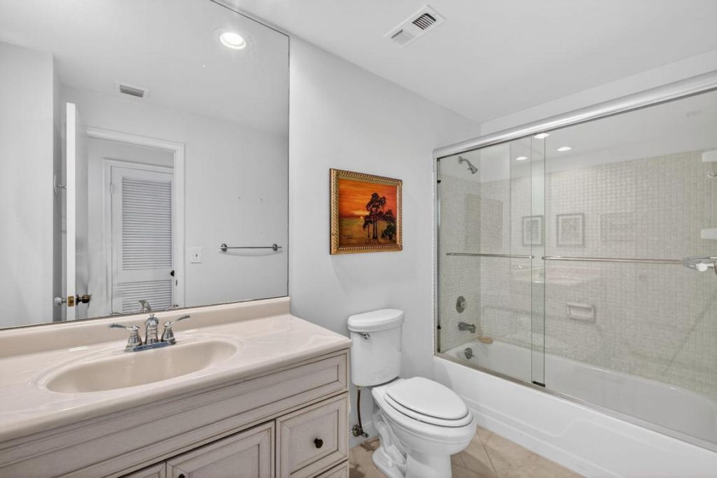 105 Paradise Harbour Boulevard, Unit 506, North Palm Beach, FL 33408 Photo