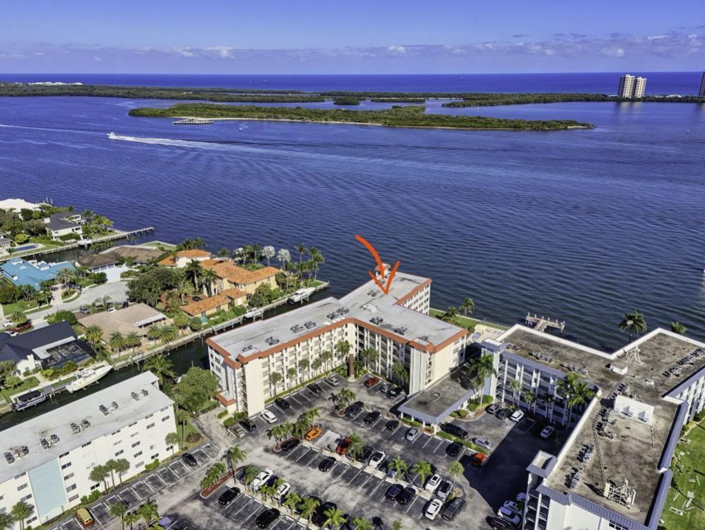 105 Paradise Harbour Boulevard, Unit 506, North Palm Beach, FL 33408 Photo