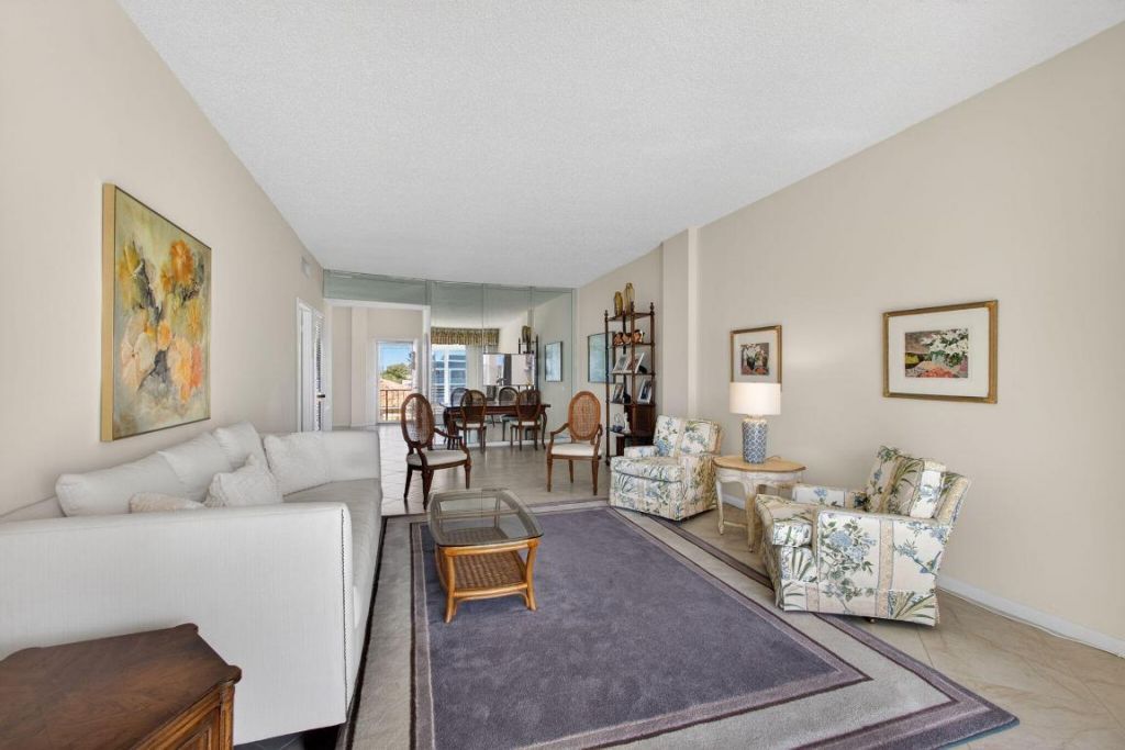105 Paradise Harbour Boulevard, Unit 506, North Palm Beach, FL 33408 Photo