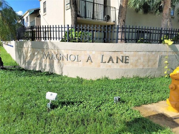 7423 SW 152nd Ave, Unit 10-203, Miami, FL 33193