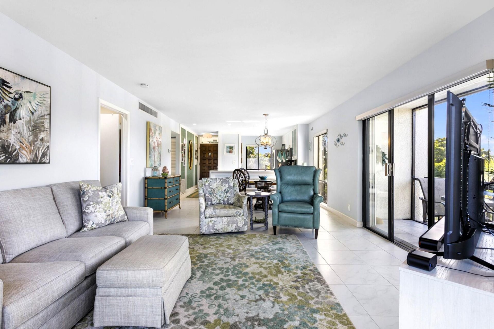 2550 Presidential Way, Unit 301, West Palm Beach, FL 33401 Photo