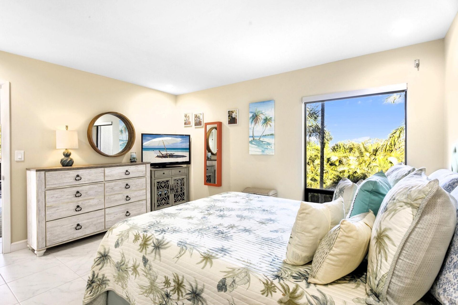 2550 Presidential Way, Unit 301, West Palm Beach, FL 33401 Photo