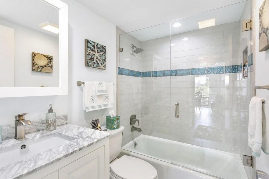 2550 Presidential Way, Unit 301, West Palm Beach, FL 33401 Photo