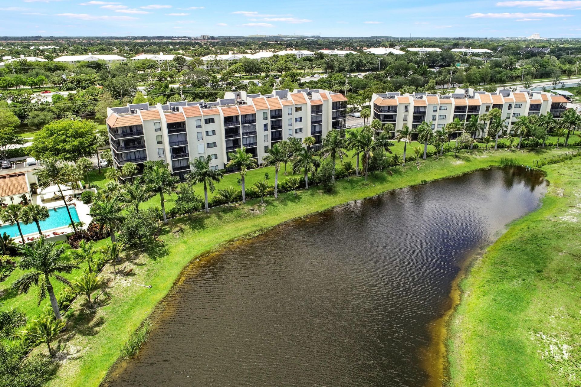 2550 Presidential Way, Unit 301, West Palm Beach, FL 33401 Photo