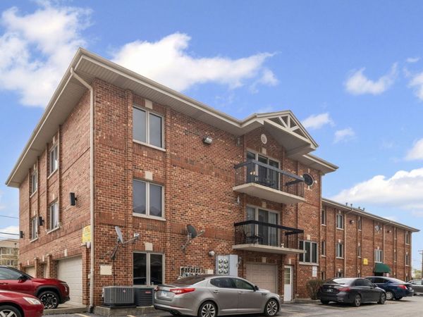 10710 Central Avenue, Unit 3D, Chicago Ridge, IL 60415