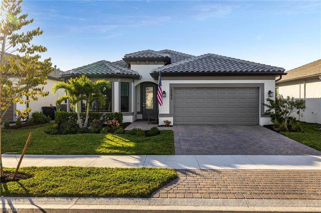 25594 Shoreline Gaze Dr, Bonita Springs, FL 34135 Photo