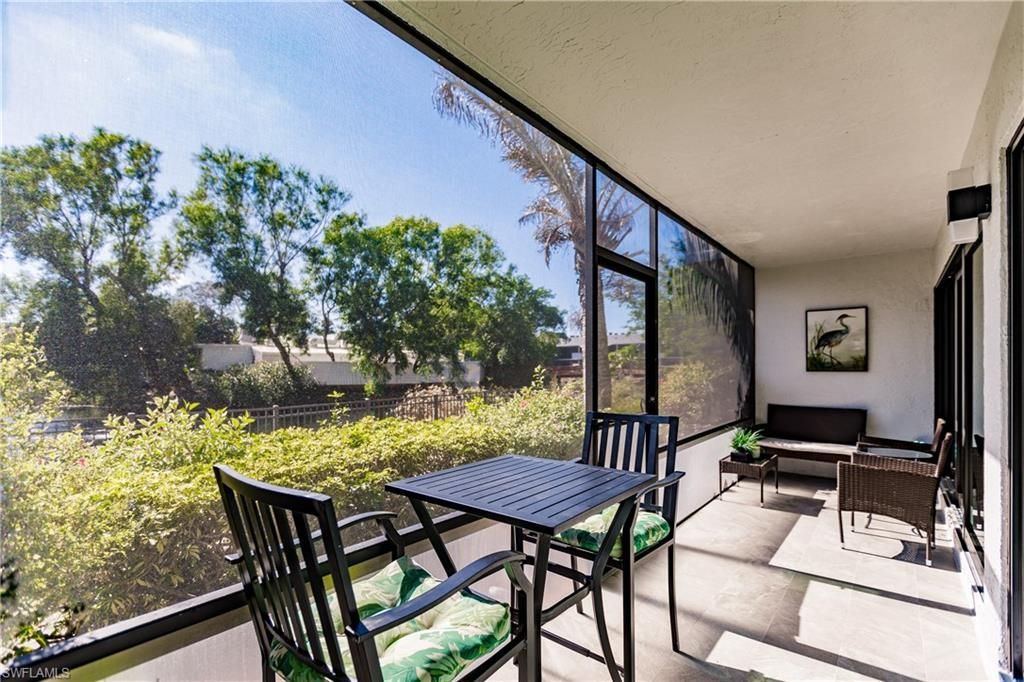 600 Neapolitan Way, Unit 152, Naples, FL 34103 Photo