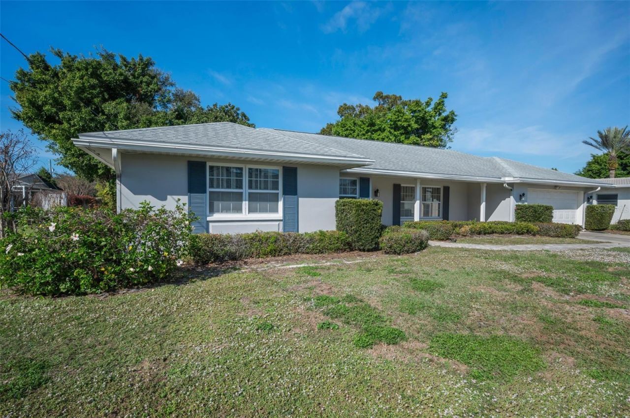 4 Hibiscus Road, Belleair, FL 33756 Photo