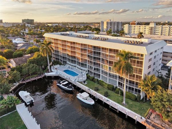 3050 NE 47th Ct, Unit 205, Fort Lauderdale, FL 33308