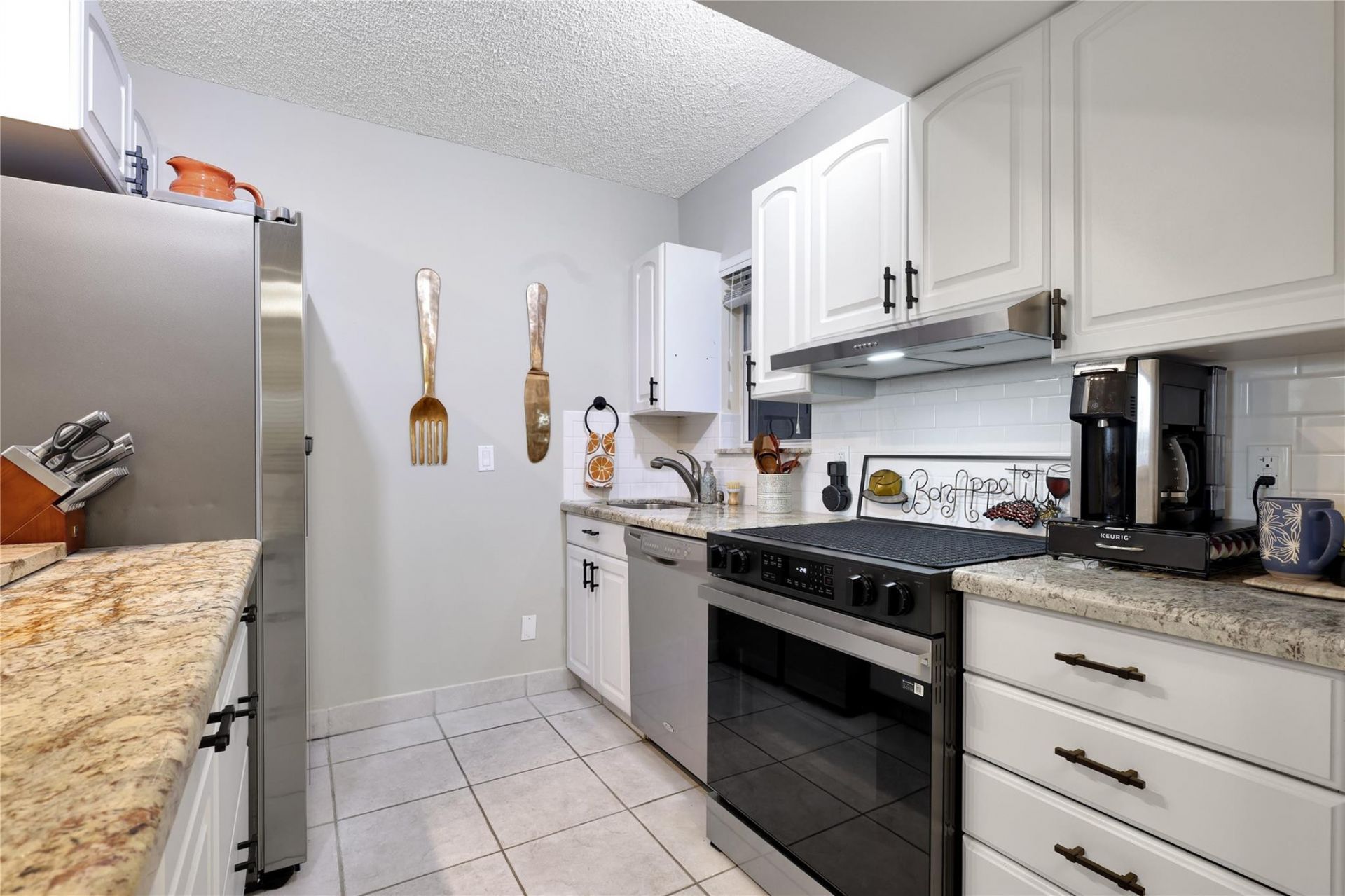 3050 NE 47th Court, Unit 205, Fort Lauderdale, FL 33308 Photo