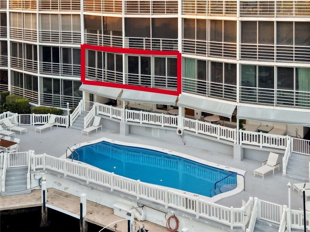 3050 NE 47th Court, Unit 205, Fort Lauderdale, FL 33308 Photo