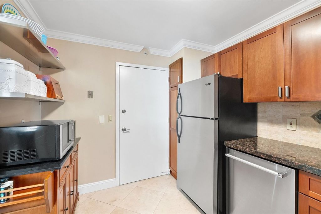 1900 S Ocean Blvd, Unit 7S, Lauderdale by the Sea, FL 33062 Photo