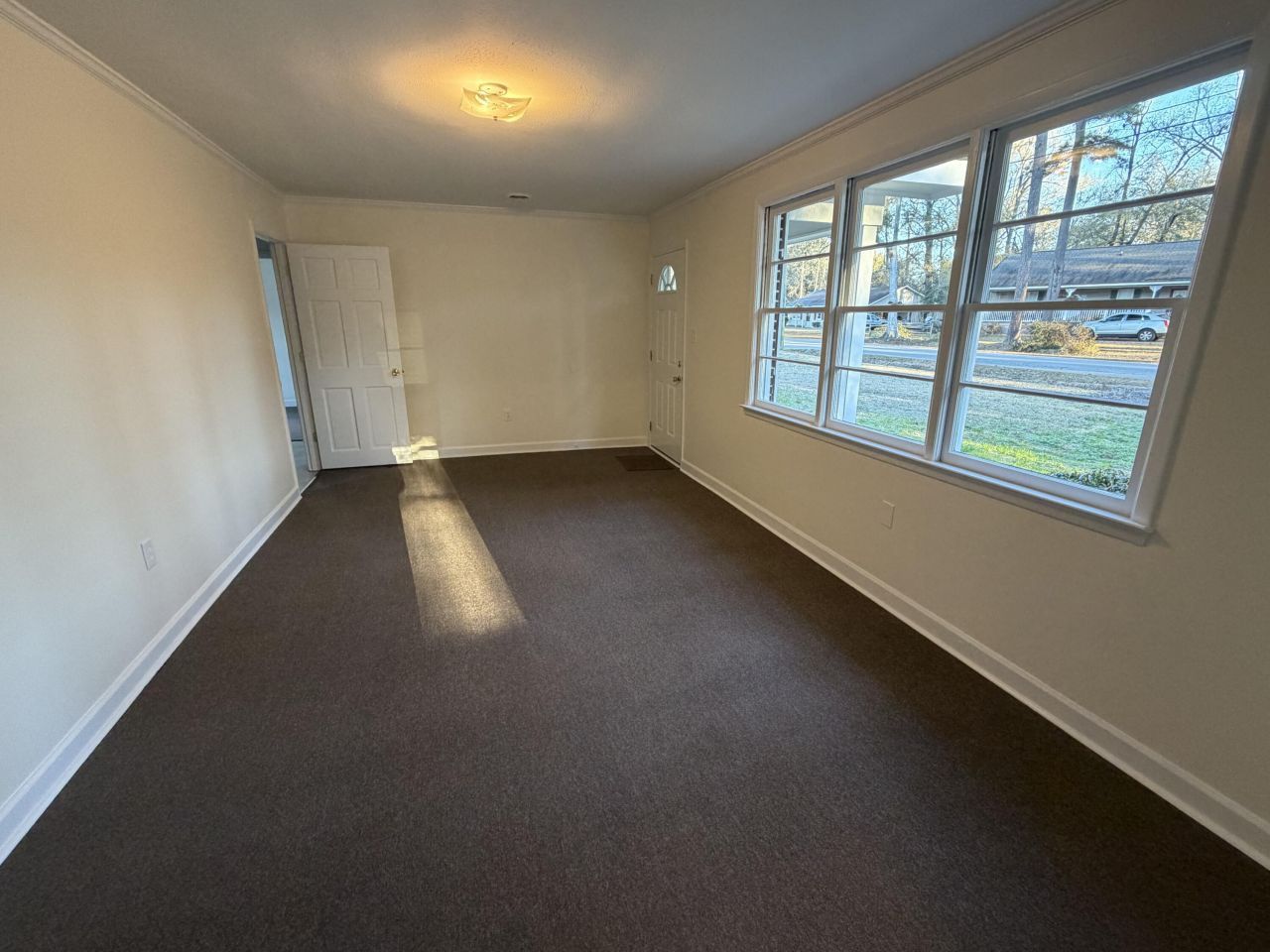 1101 Bennett Circle Photo 6