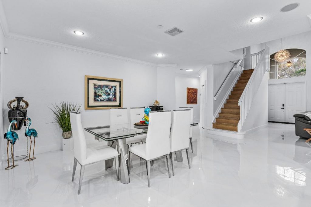 853 Gazetta Way, West Palm Beach, FL 33413 Photo