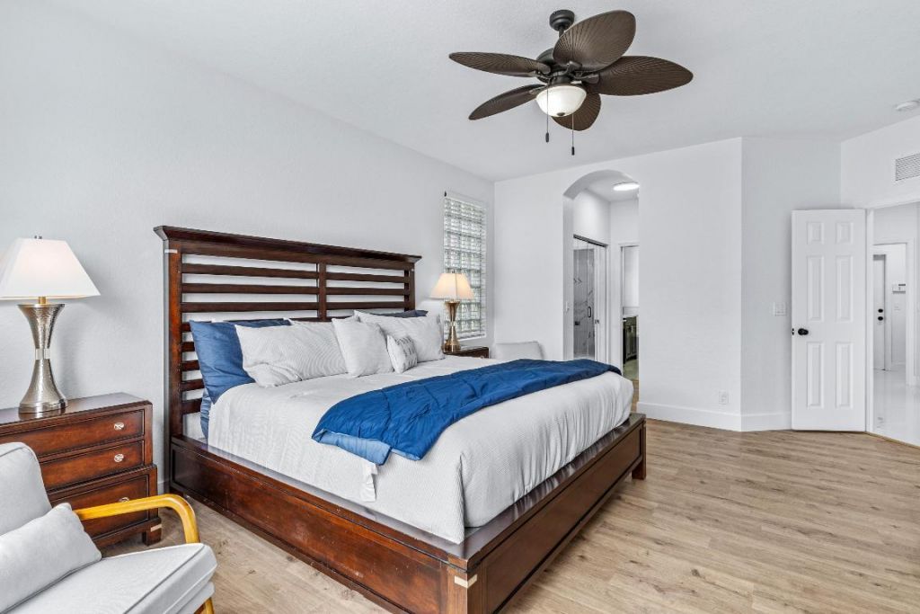 853 Gazetta Way, West Palm Beach, FL 33413 Photo