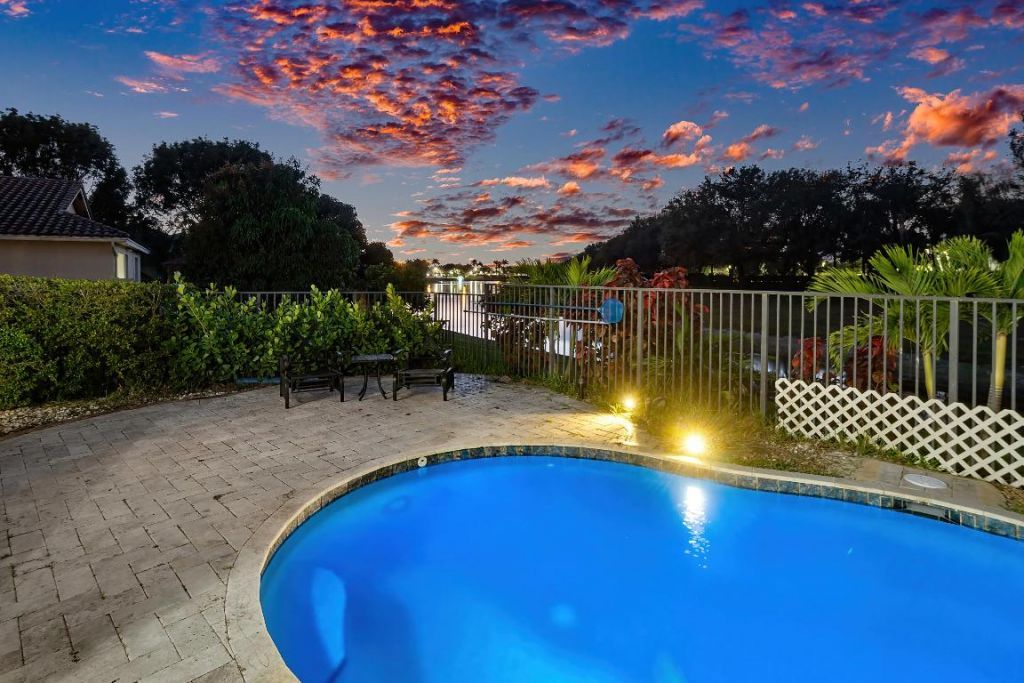 853 Gazetta Way, West Palm Beach, FL 33413 Photo