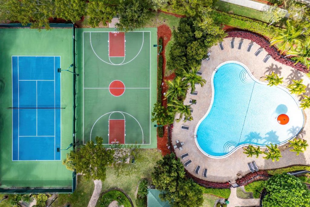 853 Gazetta Way, West Palm Beach, FL 33413 Photo