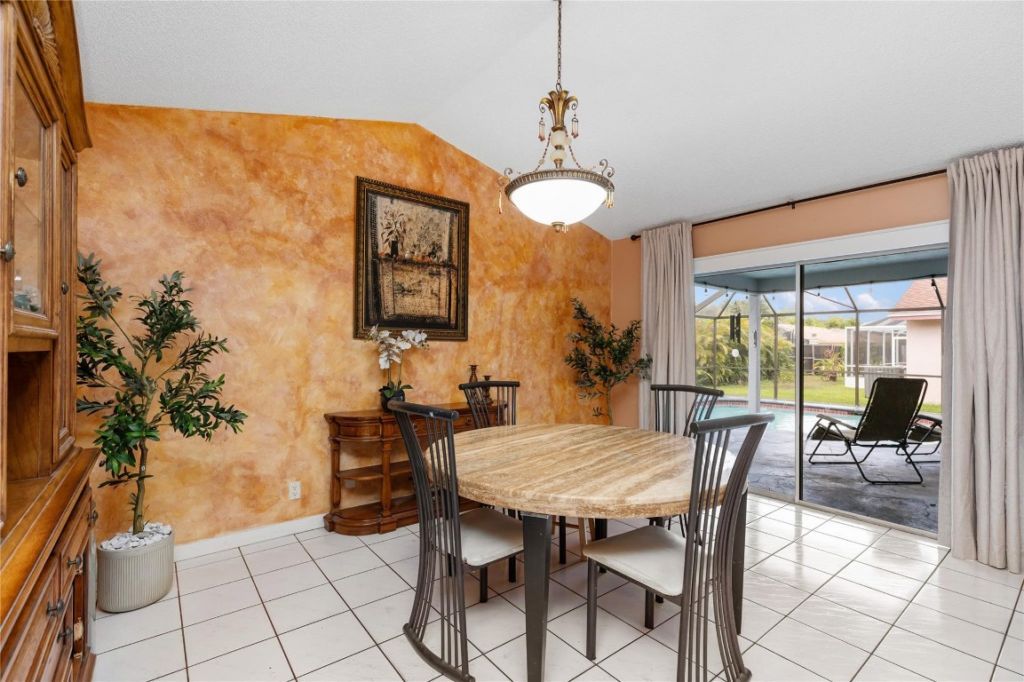 9910 NW 53rd Ct, Coral Springs, FL 33076 Photo