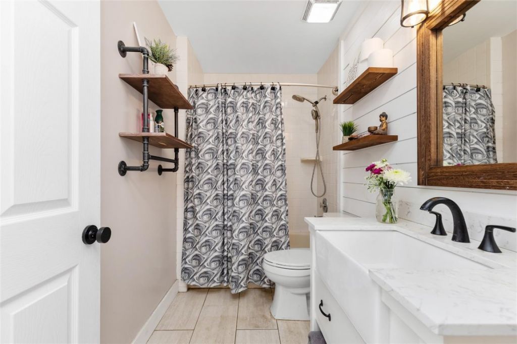 9910 NW 53rd Ct, Coral Springs, FL 33076 Photo