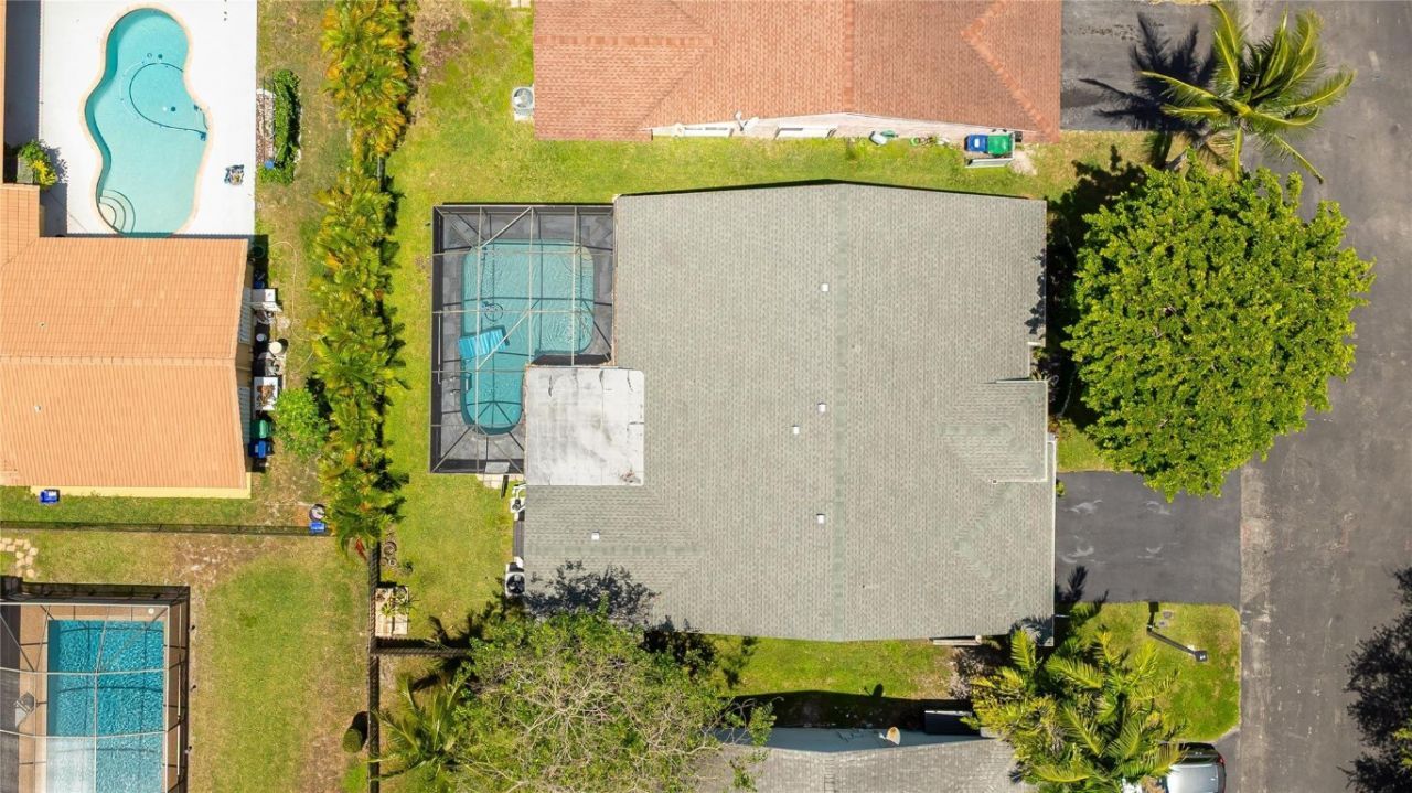 9910 NW 53rd Ct, Coral Springs, FL 33076 Photo