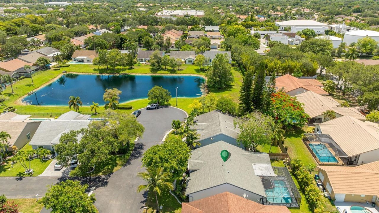 9910 NW 53rd Ct, Coral Springs, FL 33076 Photo