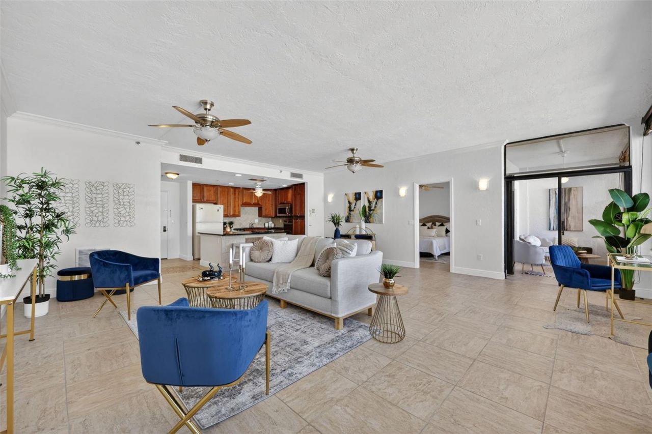 1102 Benjamin Franklin Drive, Unit PH 809, Sarasota, FL 34236 Photo